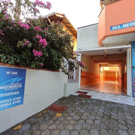 Appartement Residencial Medeiros à Guarda do Embaú Extérieur photo