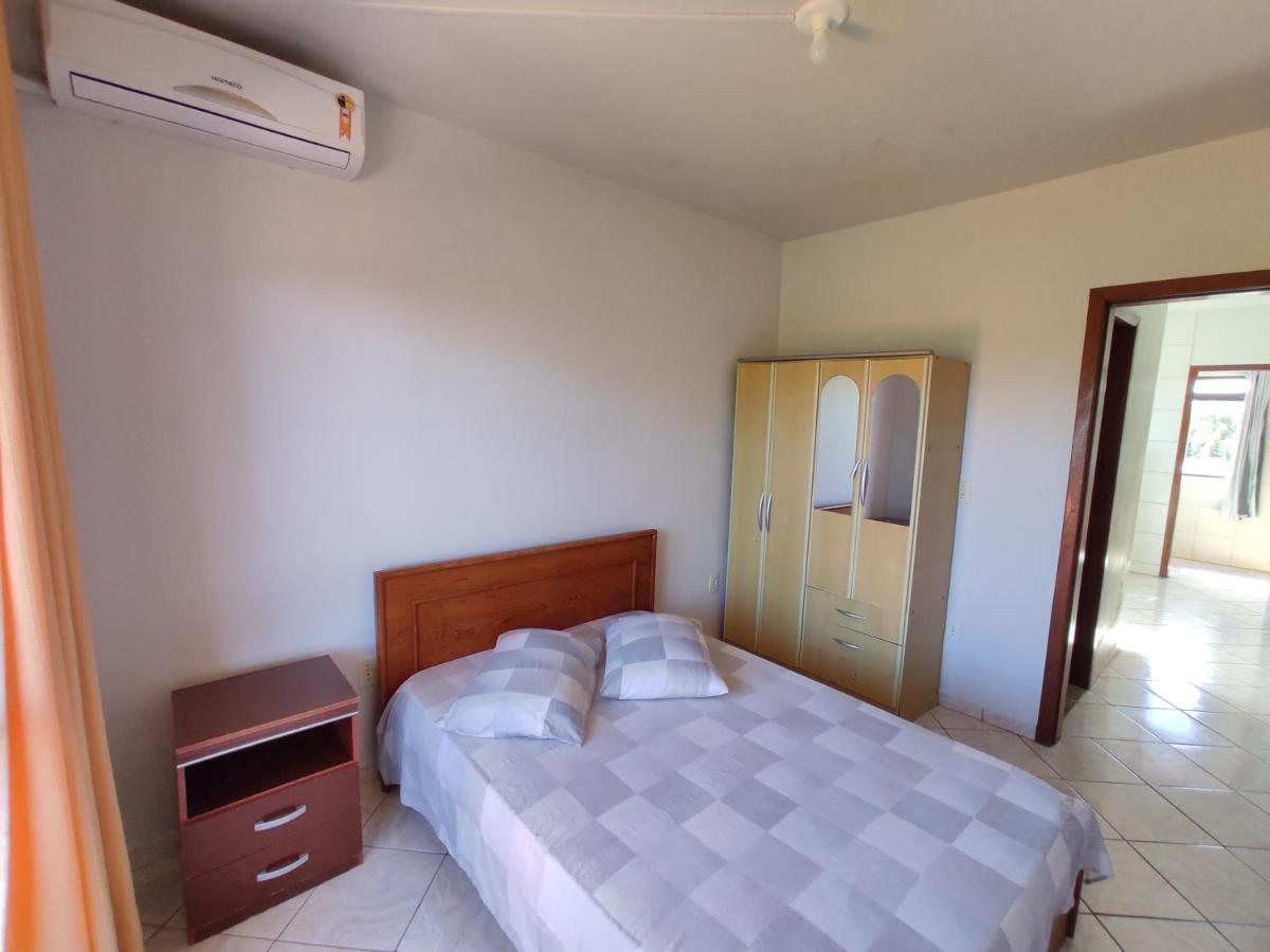 Appartement Residencial Medeiros à Guarda do Embaú Extérieur photo